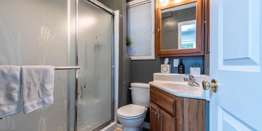 1300 E Hillside Drive, Bloomington, Indiana 47401,MLS,202606475