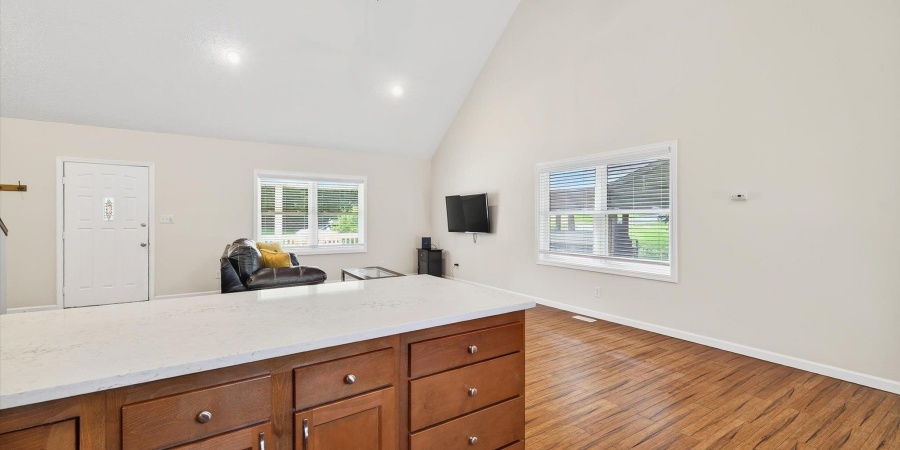 1210 S Park Avenue, Bloomington, Indiana 47401-6008,MLS,202606494