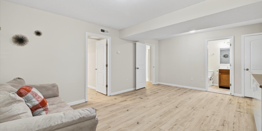 1210 S Park Avenue, Bloomington, Indiana 47401-6008,MLS,202606494