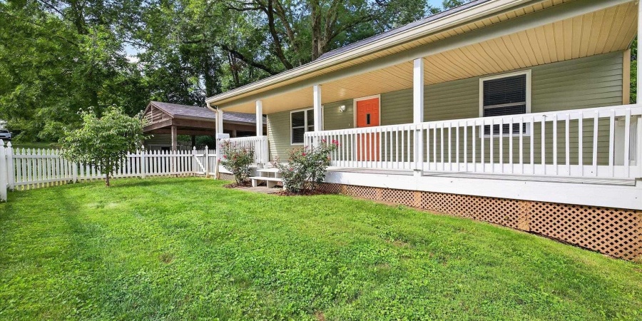 1210 S Park Avenue, Bloomington, Indiana 47401-6008,MLS,202606494