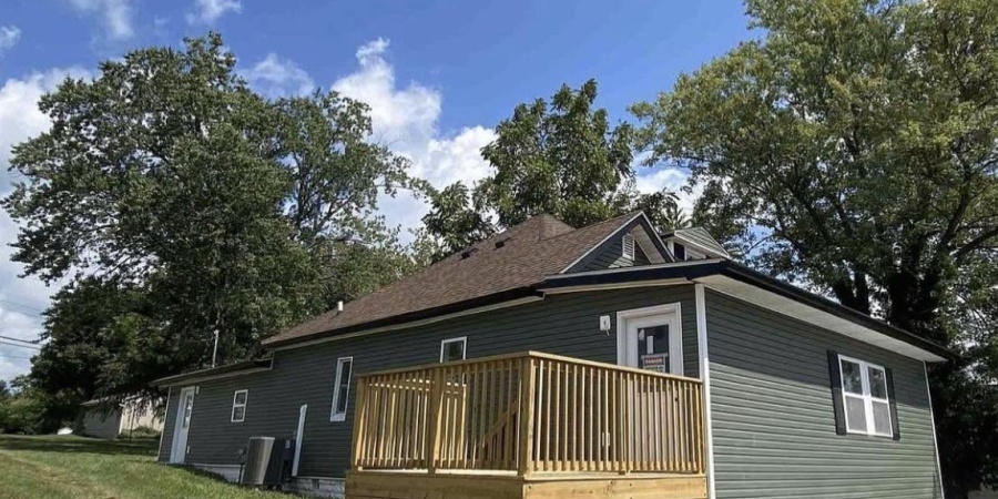 2021 13th Street, Bedford, Indiana 47421,MLS,202606625