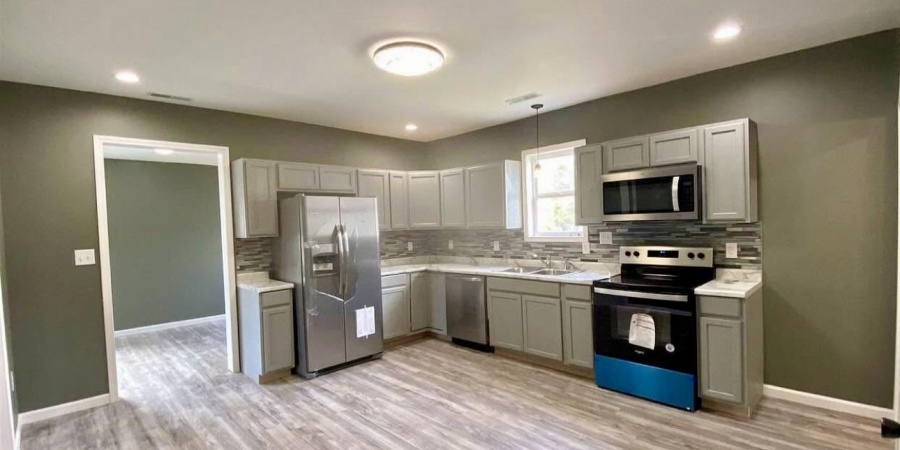 2021 13th Street, Bedford, Indiana 47421,MLS,202606625