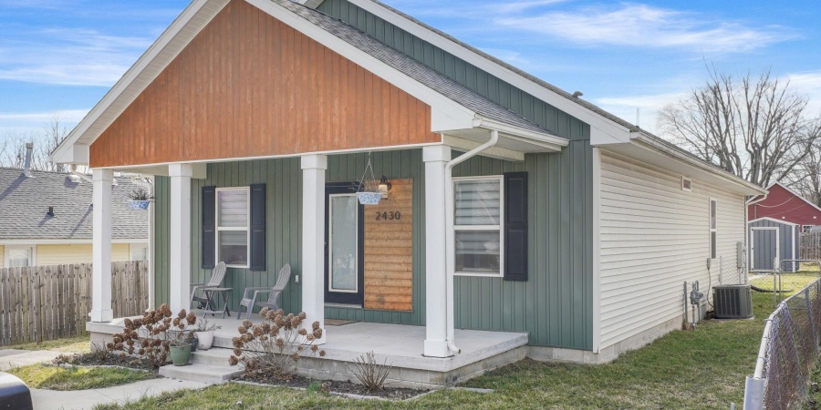 2430 S Brown Avenue, Bloomington, Indiana 47403,MLS,202606772