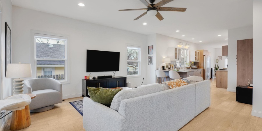 2430 S Brown Avenue, Bloomington, Indiana 47403,MLS,202606772