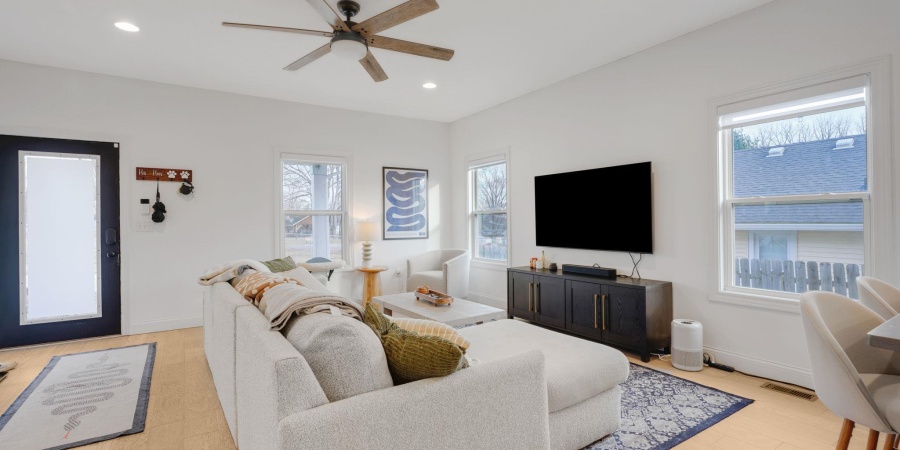 2430 S Brown Avenue, Bloomington, Indiana 47403,MLS,202606772