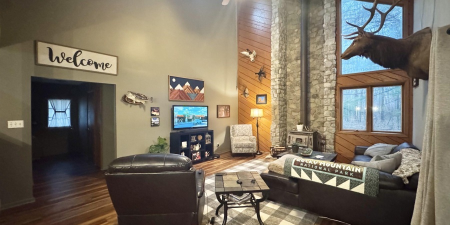 13877 S Private Road 685 W, Jasonville, Indiana 47438,MLS,202606817