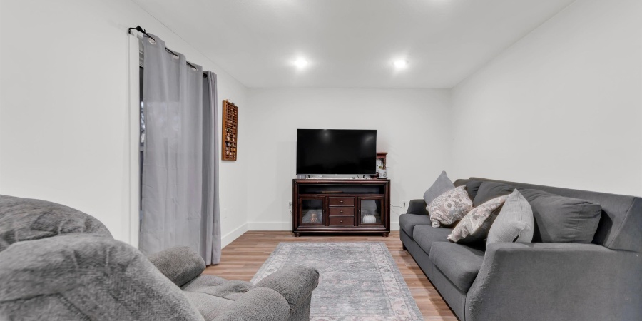 503 College Avenue, Mitchell, Indiana 47446,MLS,202606830