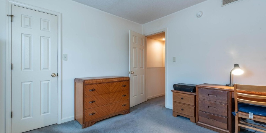 882 E Sherwood Hills Drive, Bloomington, Indiana 47401,MLS,202606848