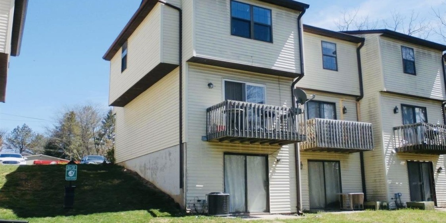 2370 S Henderson Street, Bloomington, Indiana 47401-4539,MLS,202606934