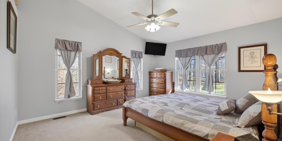 6035 E Nehrt Road, Bloomington, Indiana 47408,MLS,202607017