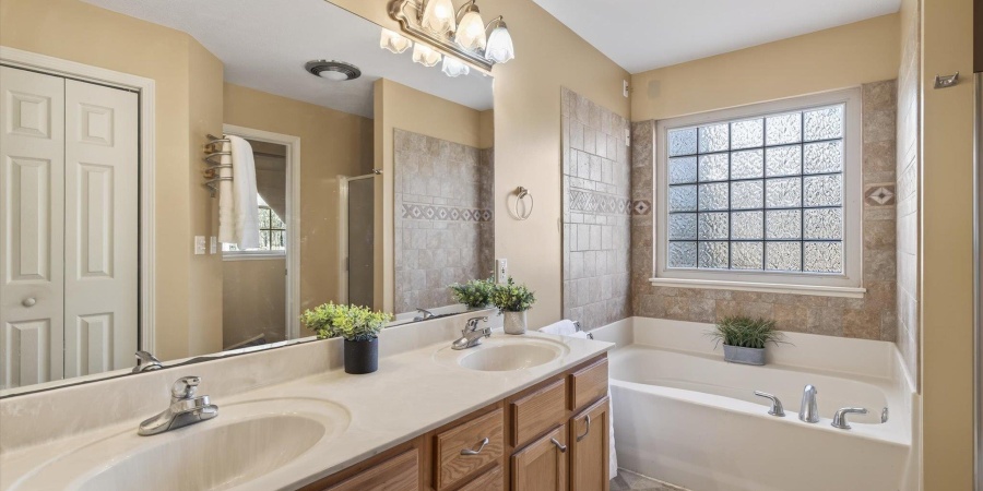 6035 E Nehrt Road, Bloomington, Indiana 47408,MLS,202607017