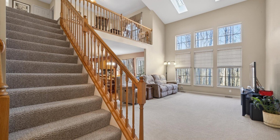 6035 E Nehrt Road, Bloomington, Indiana 47408,MLS,202607017