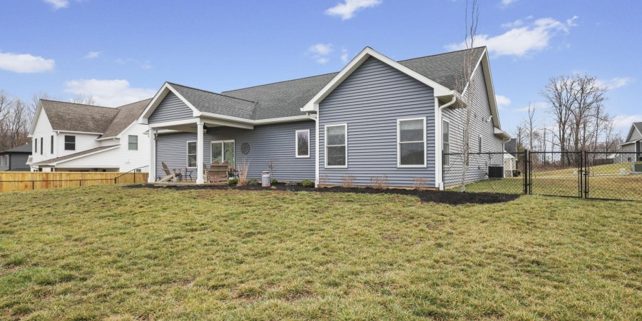 542 E Lucy Lane, Ellettsville, Indiana 47429-2058,MLS,202607053