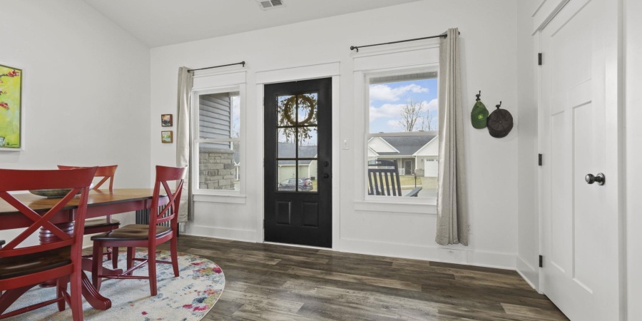 542 E Lucy Lane, Ellettsville, Indiana 47429-2058,MLS,202607053