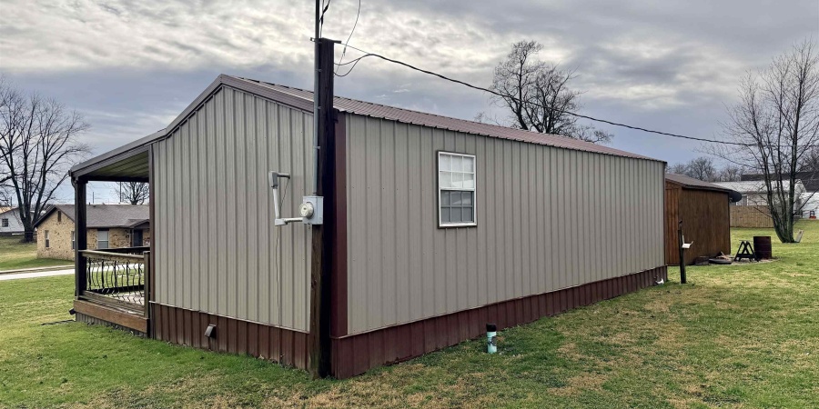 209 NW K Street, Linton, Indiana 47441,MLS,202607059