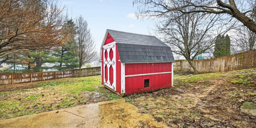 416 W Potowatami Court, Ellettsville, Indiana 47429-1976,MLS,202607069