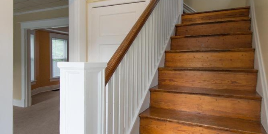 526 S Woodlawn Avenue, Bloomington, Indiana 47401,MLS,202607196