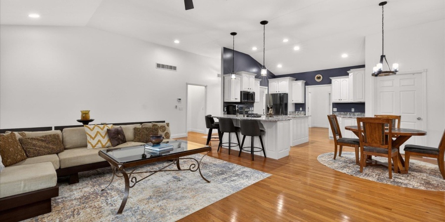 1414 E Commander Court, Bloomington, Indiana 47401-9343,MLS,202607185