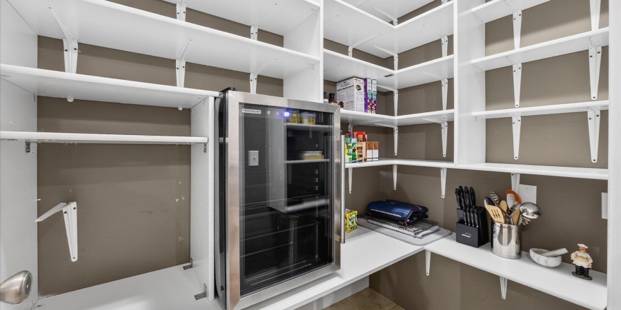 1414 E Commander Court, Bloomington, Indiana 47401-9343,MLS,202607185