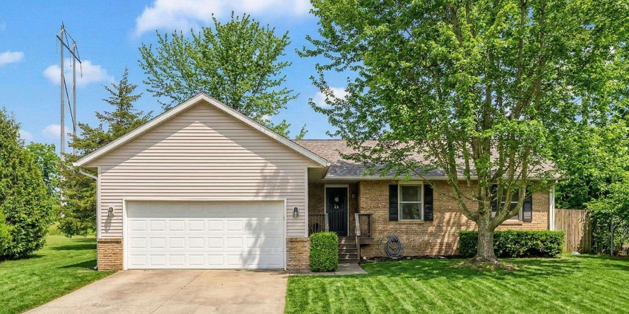 3200 W Woodhaven Drive, Bloomington, Indiana 47403,MLS,202607238